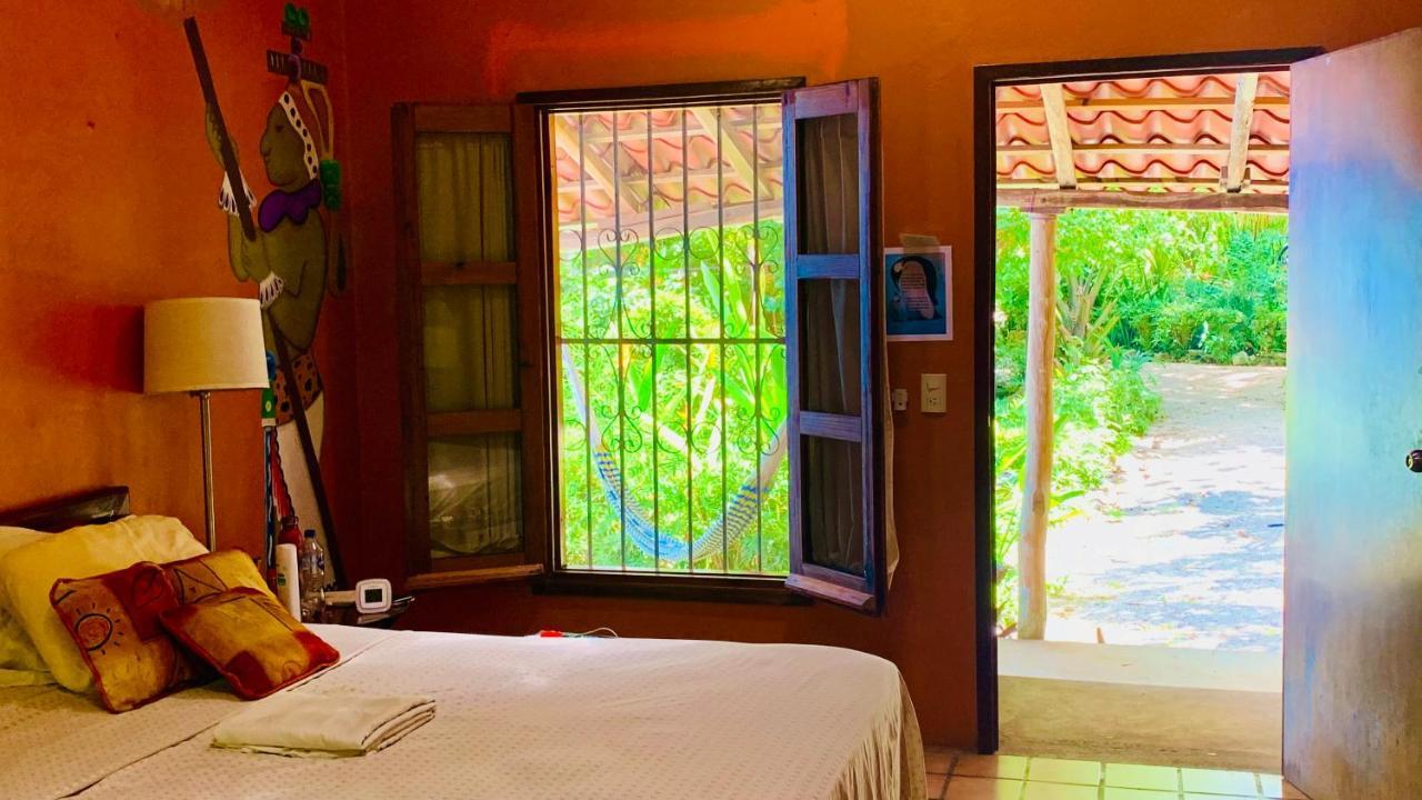 Gardenhotel Macan Che B&B อิซามาล ภายนอก รูปภาพ