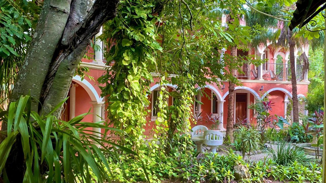 Gardenhotel Macan Che B&B อิซามาล ภายนอก รูปภาพ