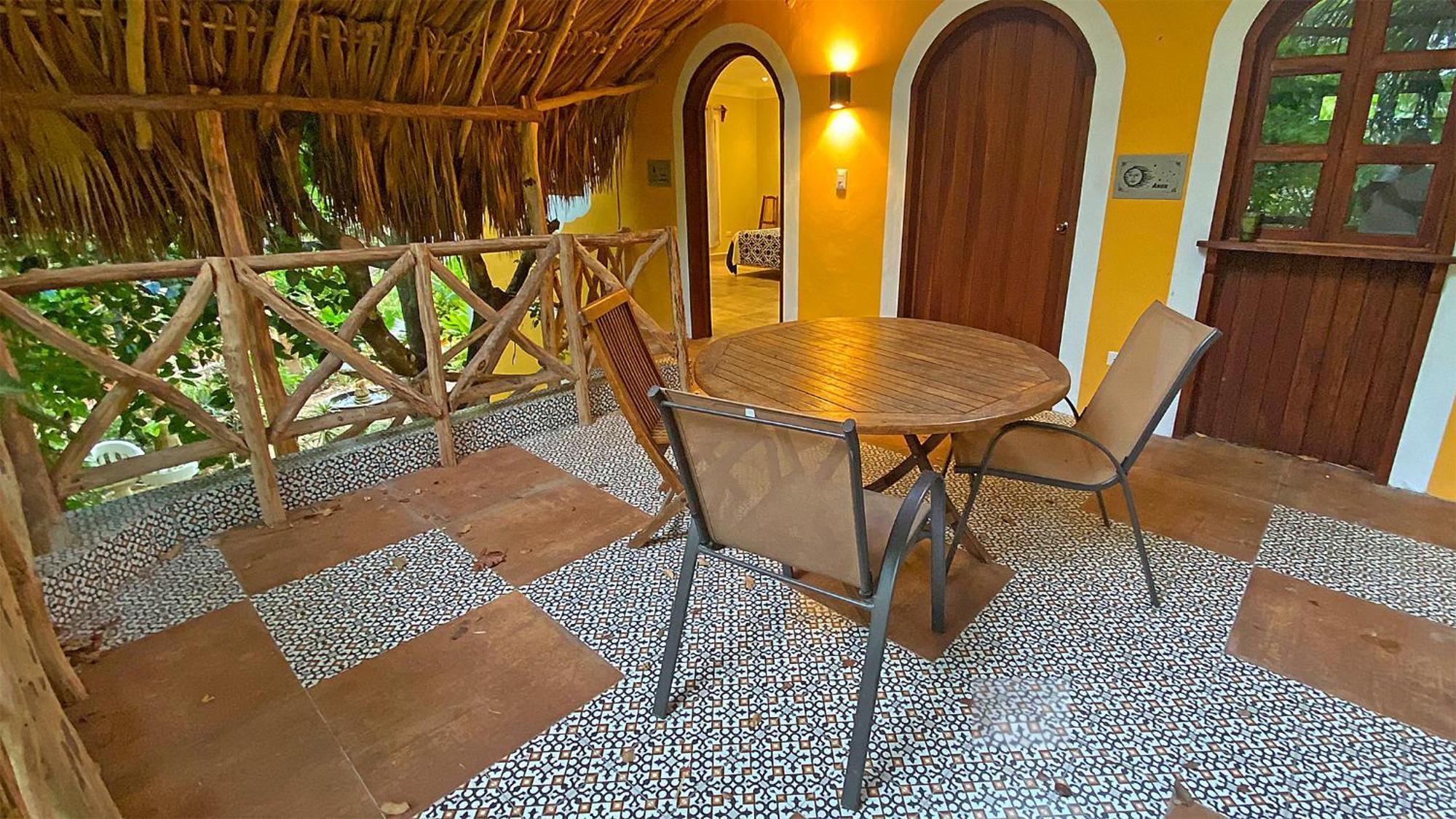 Gardenhotel Macan Che B&B อิซามาล ภายนอก รูปภาพ